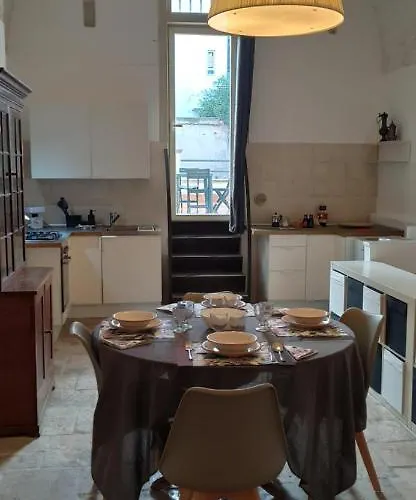 Spaziosa Casa Antica Apartment