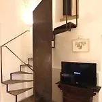 Apartment Spaziosa Casa Antica