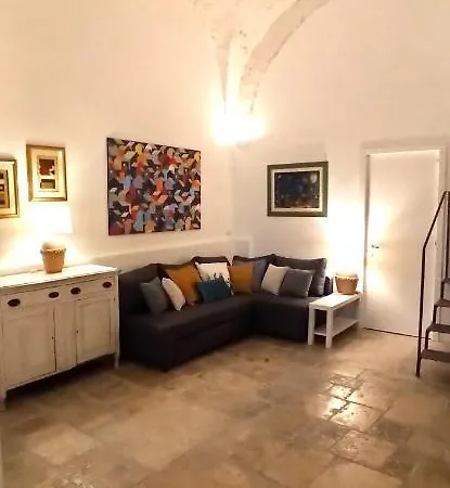 Spaziosa Casa Antica アパート バーリ