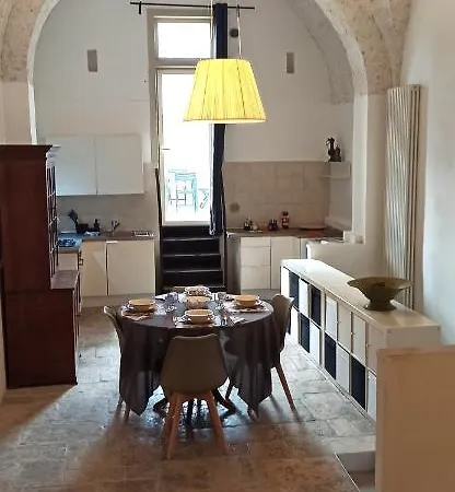 아파트 Spaziosa Casa Antica