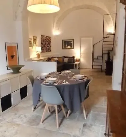 아파트 Spaziosa Casa Antica *