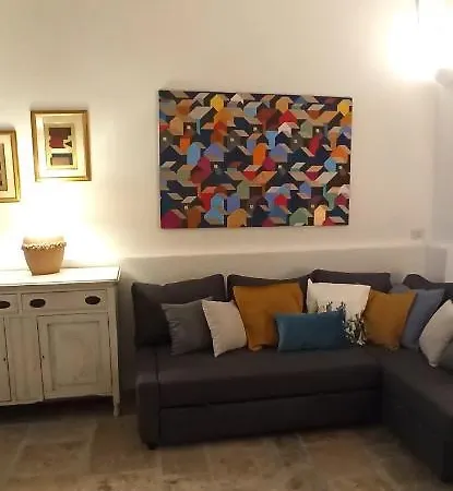 Spaziosa Casa Antica アパート